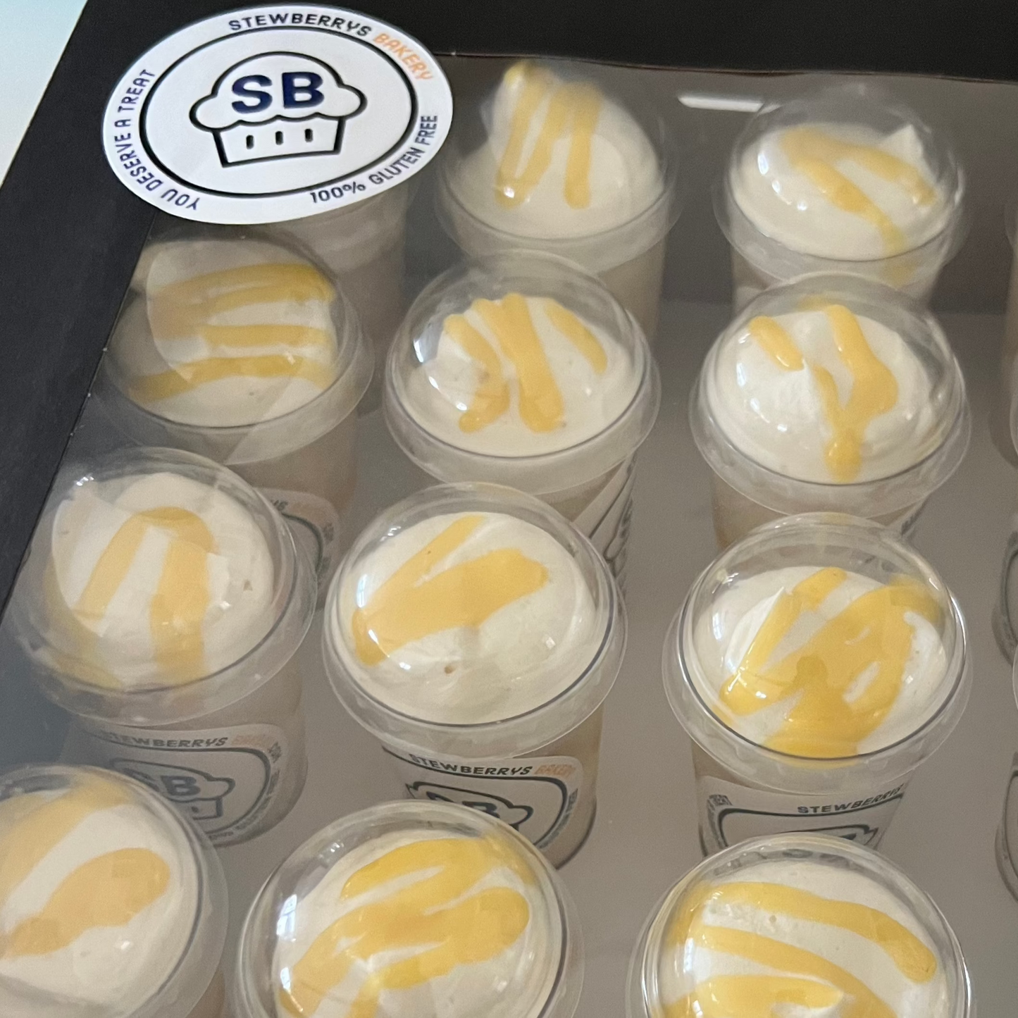 Mini Cakes by the Cup-12 Mini Multi Pack -Single Flavor